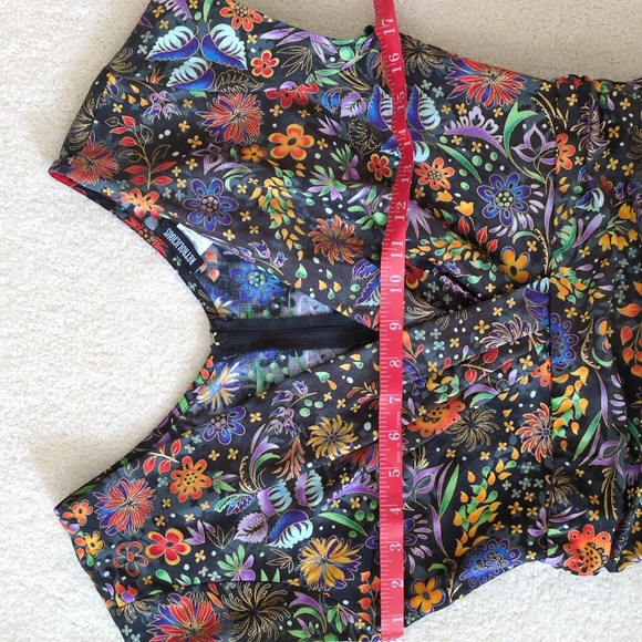 Retrolicious Greta Dress Full Skirt Pockets Black Red Purple Orange Floral - Picture 11 of 13